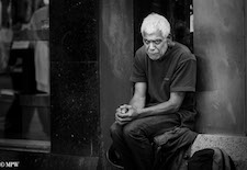 Auckland City street photo, Queent St, black and white